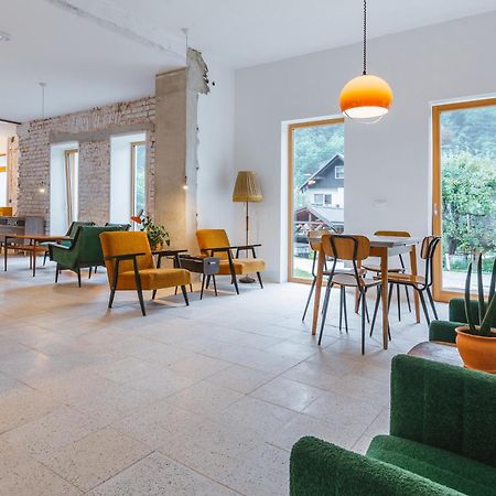 2Nd Station Hostel Блед Экстерьер фото
